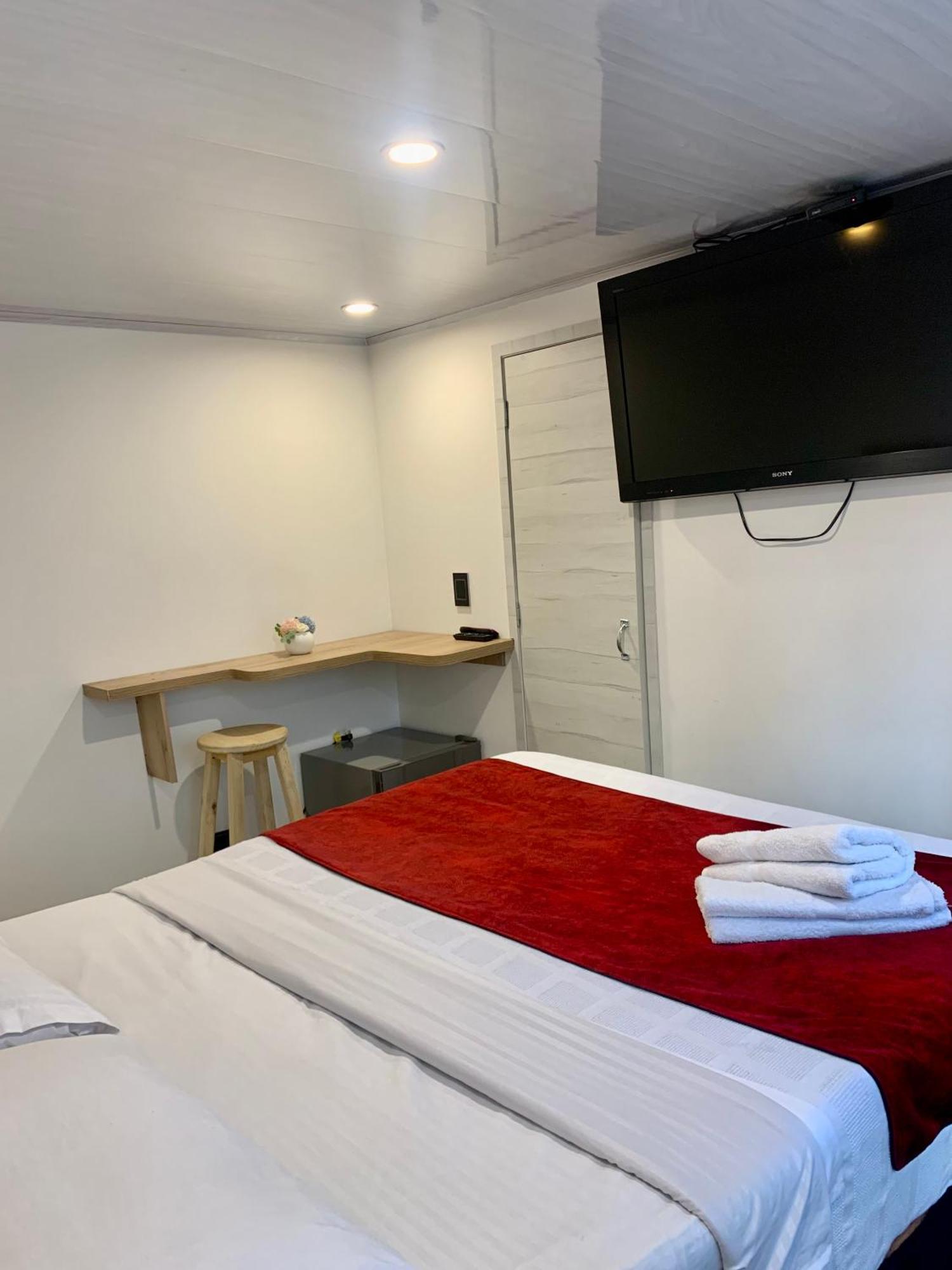 Hotel Urban Center Bogotá Kültér fotó